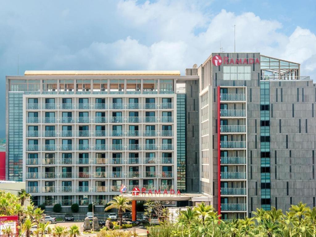 Ramada By Wyndham Jeju Hamdeok Hotel ภายนอก รูปภาพ