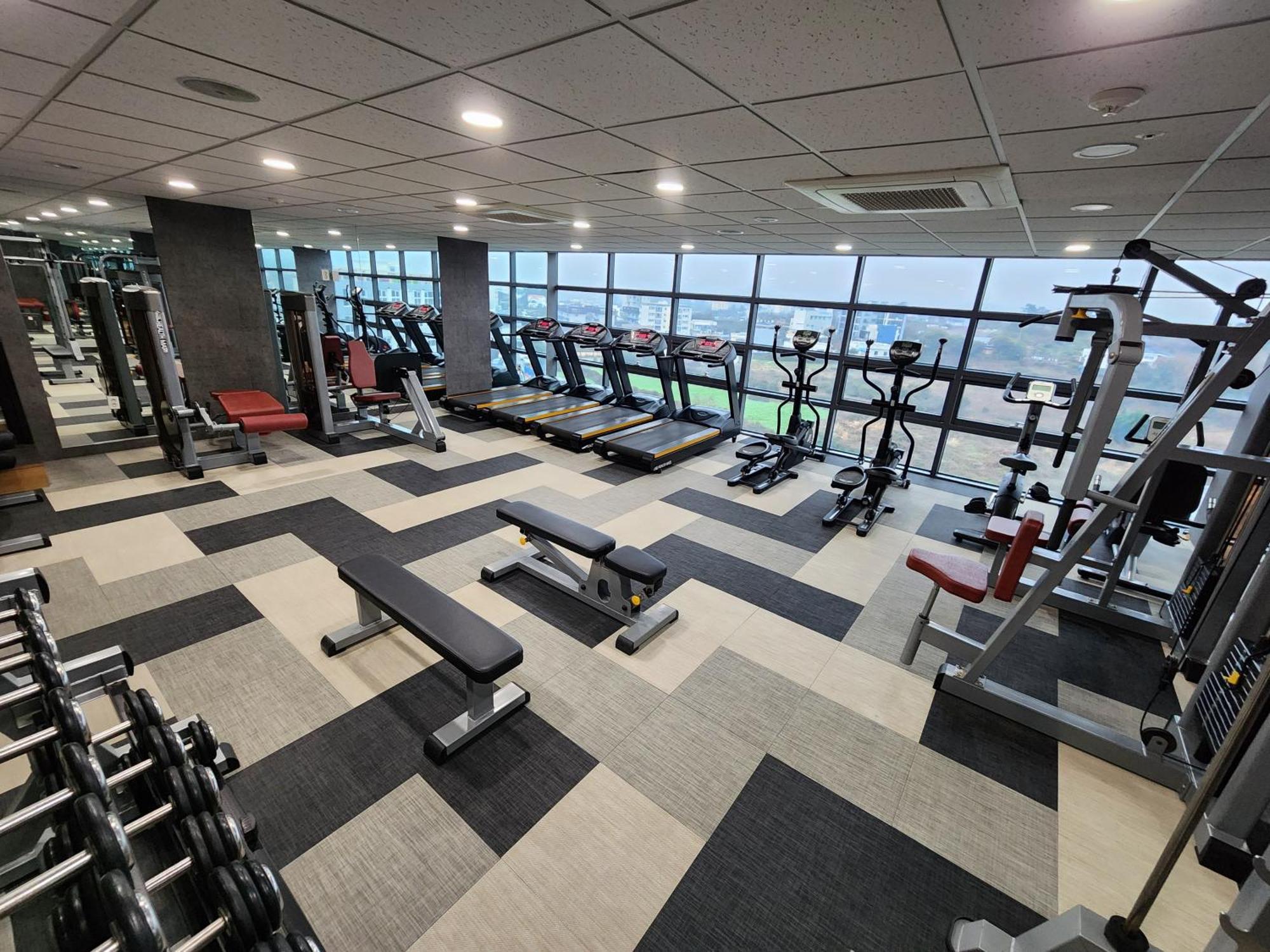 Ramada By Wyndham Jeju Hamdeok Hotel ภายนอก รูปภาพ